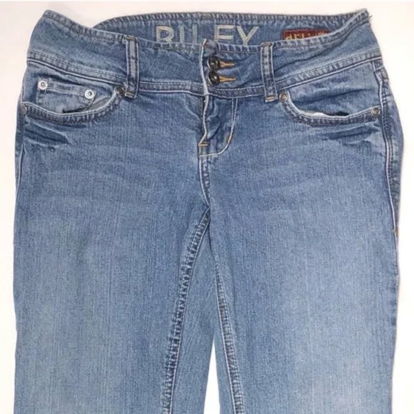 dELiA's Riley Medium Wash Denim Bootcut Low Rise Jeans - Picture 3 of 12